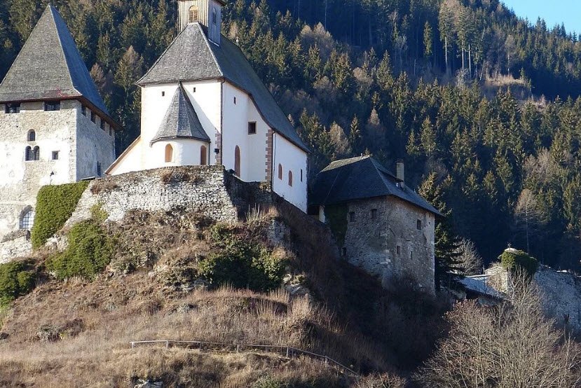 Burgruine Petersberg, Friesach, Austria, Austria